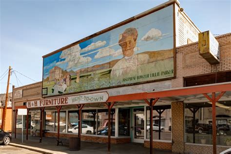 Murals of Toppenish, Washington | North Western Images - photos by Andy Porter