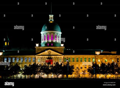 Old Montreal at night Bonsecours market building Stock Photo - Alamy