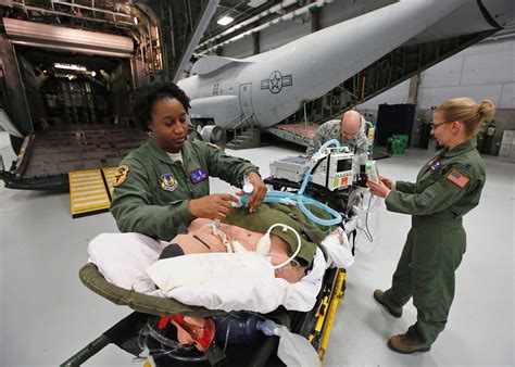 Medical teams train to treat soldiers in air