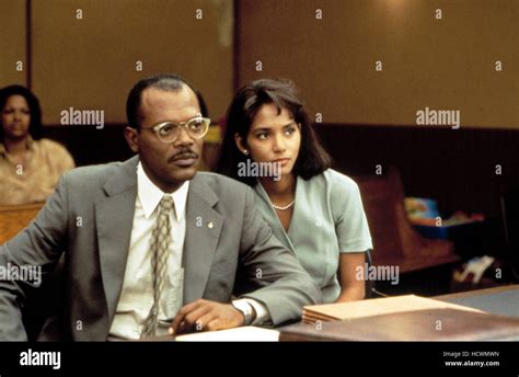 LOSING ISAIAH, Samuel L. Jackson, Halle Berry, 1995 Stock Photo - Alamy