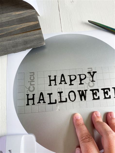 Cricut Halloween Sign with Free SVG - Have a Crafty Day