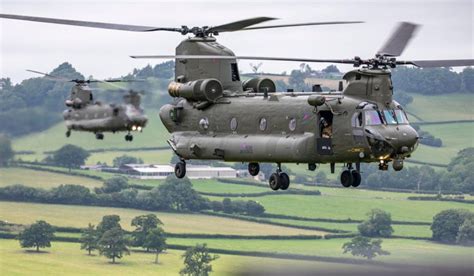 U.K. reaches $2 billion deal to upgrade Chinook fleet