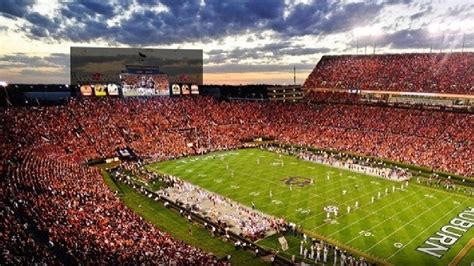 Live Stream: Auburn football video board installation at Jordan-Hare ...