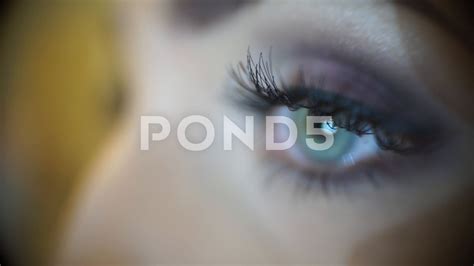 Macro girl eye with beautiful makeup Stock Footage,#eye#girl#Macro#beautiful | Girls eyes ...