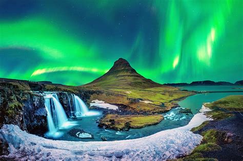 Pick the Best Time to Visit Iceland for your Honeymoon - Travel Strokes