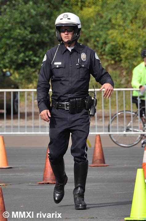 006 Pasadena Rodeo - LAPD | Men in uniform, Cop uniform, Hats for men