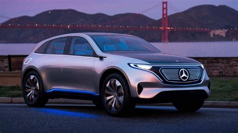 The 2023 Mercedes-Benz EQS Luxury Electric SUV Is More American Than ...