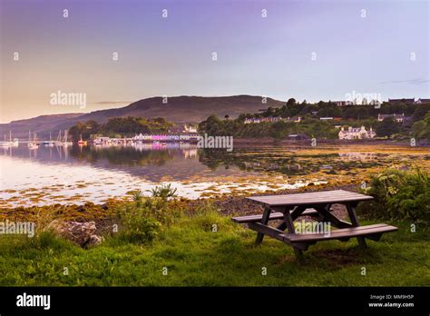 Portree colorful houses - Isle of Skye Stock Photo - Alamy