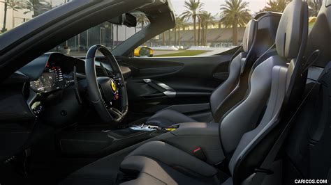 Ferrari SF90 Spider | 2021MY | Interior, Seats