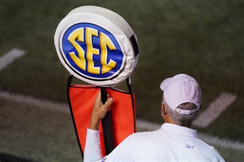 SEC bowl games begin. Here’s the full schedule - al.com