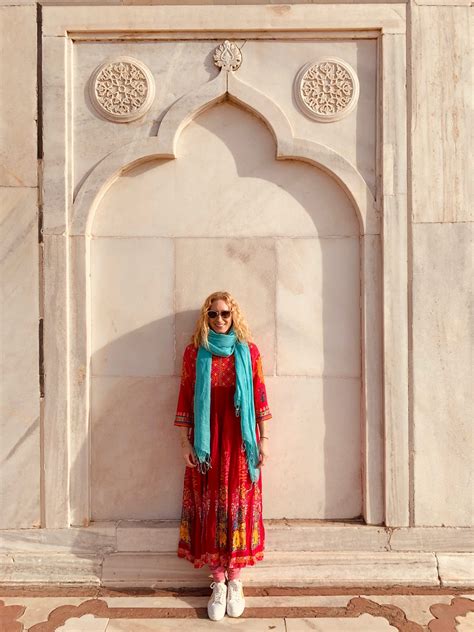 Planning a Visit to the Taj Mahal: Everything You Need to Know - Let's Be Merry