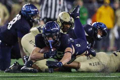 Army Beats Navy 17-11 With Final-Seconds Goal Line Stand, In 124th ...