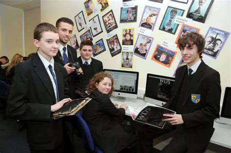 West Derby school pupils work on own magazine - Liverpool Echo