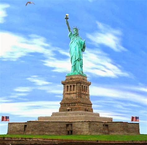 Statue of Liberty, New York - Travel Information - Exotic Travel Destination