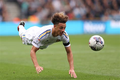 'Question marks': Daniel Farke provides new Leeds injury update ...