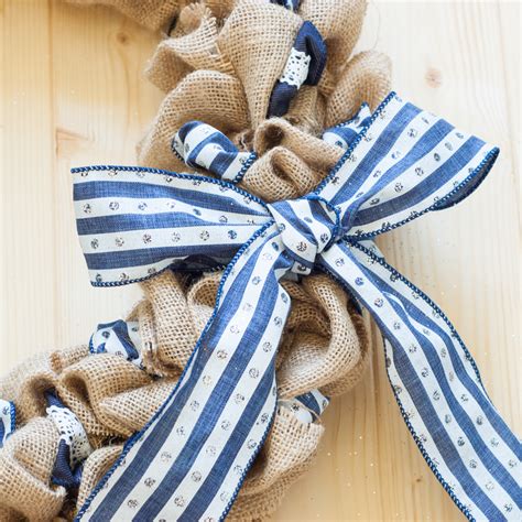 Burlap and Ribbon Wreath | You Should Craft