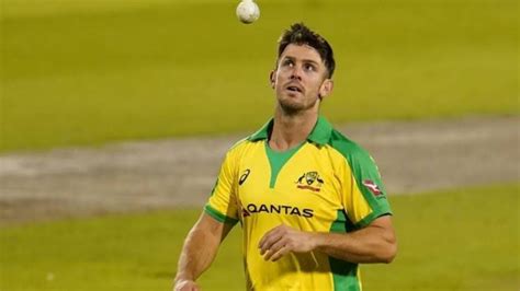 Huge BLOW for DC! Mitchell Marsh suffers hip injury, likely to miss IPL ...