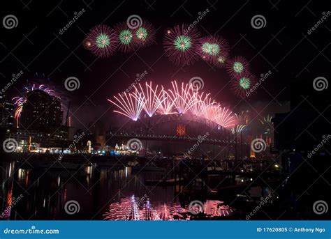 Sydney Harbour Bridge NYE Fireworks Editorial Image - Image of ...