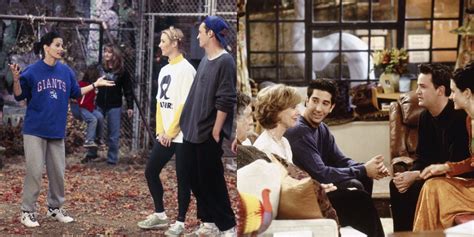 Friends: The 10 Funniest Quotes From The Thanksgiving Episodes