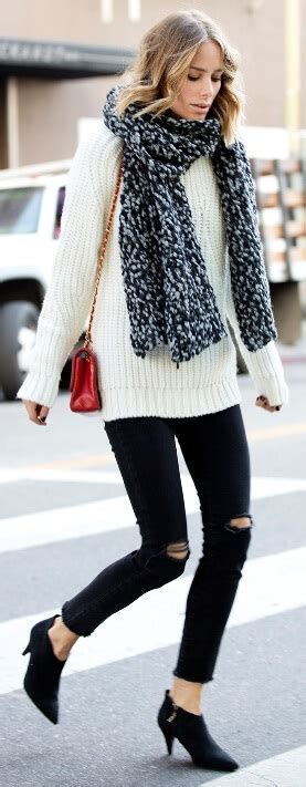 40+ Outfits With Scarves To Rock The Cold Season - BelleTag