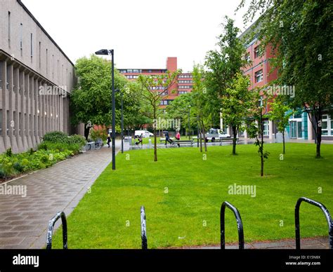 Manchester university campus hi-res stock photography and images - Alamy