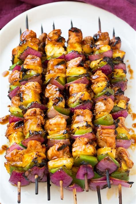 How to Throw a Luau Party- 18 Great Recipes and Ideas