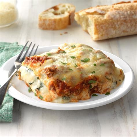 Ground Beef Spinach Alfredo Lasagna Recipe: How to Make It