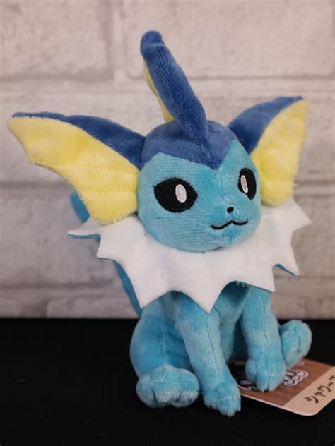 Eevee-Plushies - Nerdinsweden's Pokémon Collection