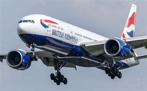 Photo of British Airways B772 (G-YMMN) FlightAware | British airways ...