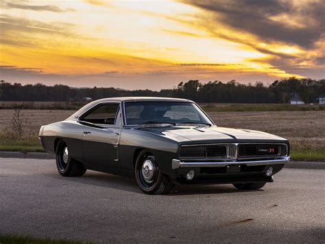 1969 Dodge Charger Defector Is A HEMI-Powered Restomod | Carscoops