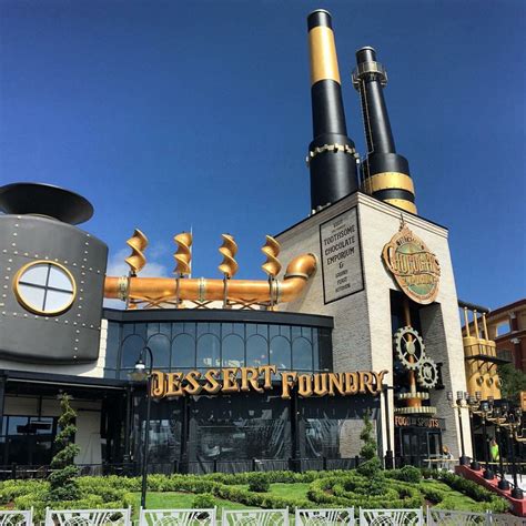 Chocolate factory restraunt | Universal studios theme park, Universal ...