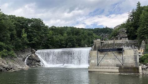 Explore Fantastic Vermont State Parks and Waterbury Reservoir | State parks, Vermont photography ...