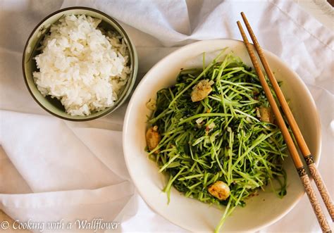 Garlic Pea Sprouts Stir Fry - Cooking with a Wallflower