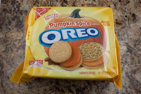 Pumpkin Spice Creme Oreos - Cookie Madness