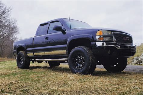 GMC Sierra Sierra Gallery - SoCal Custom Wheels