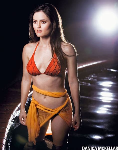 [Young Justice] Danica McKellar : r/geekboners