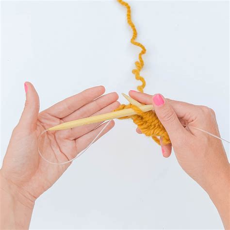 Magic Loop Knitting [7 Simple Steps]