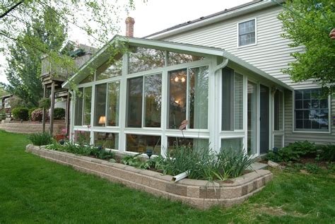 30+ 4 Season Sunroom Ideas – HomeDecorish