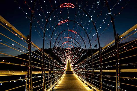 Gatlinburg's SkyBridge Transformed Into "Tunnel of Love" For Valentine's Day