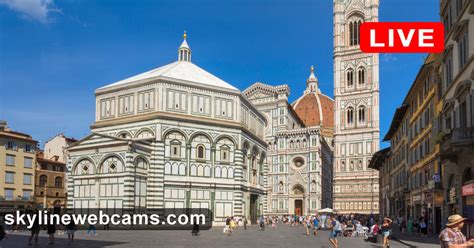 【LIVE】 Webcam Florence - Piazza del Duomo | SkylineWebcams