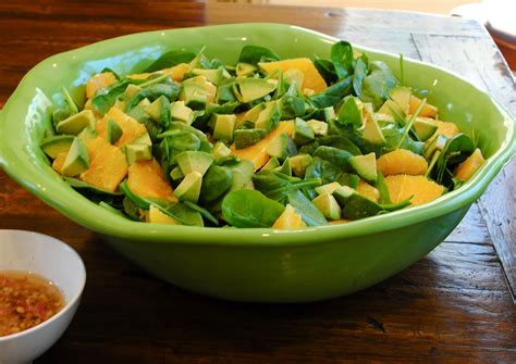 Asian Spinach Salad with Orange and Avocado | Virtually Homemade: Asian Spinach Salad with ...