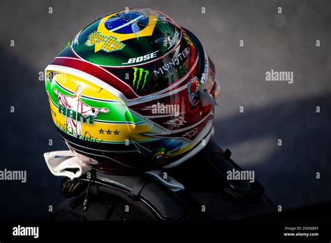 The helmet of Lewis Hamilton (GBR) Mercedes AMG F1. Brazilian Grand Prix, Saturday 16th November ...