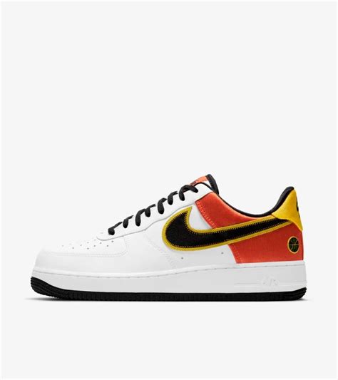 Nike SNKRS. Release Dates and Launch Calendar IN | Nike snkrs, Nike ...