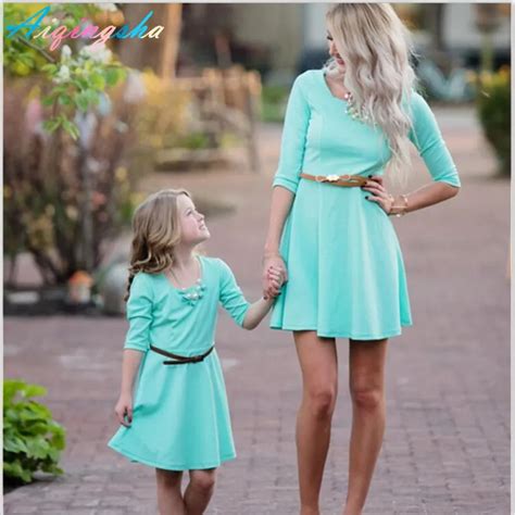 2017 Mommy and Me Mother Daughter Dresses Matching Clothes Mom and Girl ...