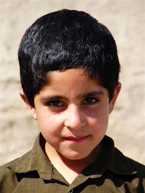 File:Persian-Iranian boy, Isfahan, Iran, 06-30-2006.jpg