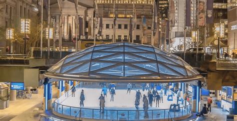 Free skating at Robson Square Ice Rink officially returns next month ...