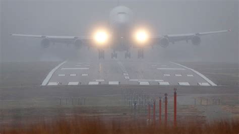 Boeing "Dreamlifter" loses wheel at takeoff - The Limited Times