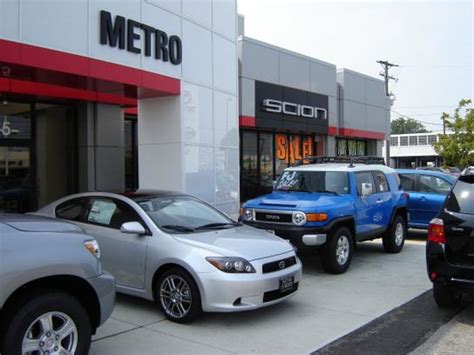 Metro Toyota car dealership in Brookpark, OH 44142 | Kelley Blue Book