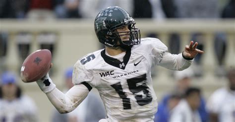 Colt Brennan, Heisman Trophy finalist and Hawaii football star, dies at 37