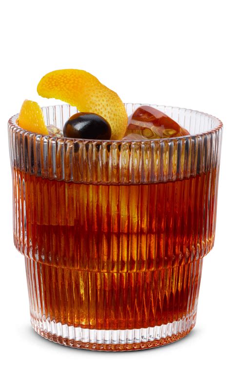 Discover the Rum Old Fashioned Cocktail | OHLQ.com